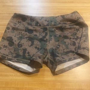 Born Primitive shorts